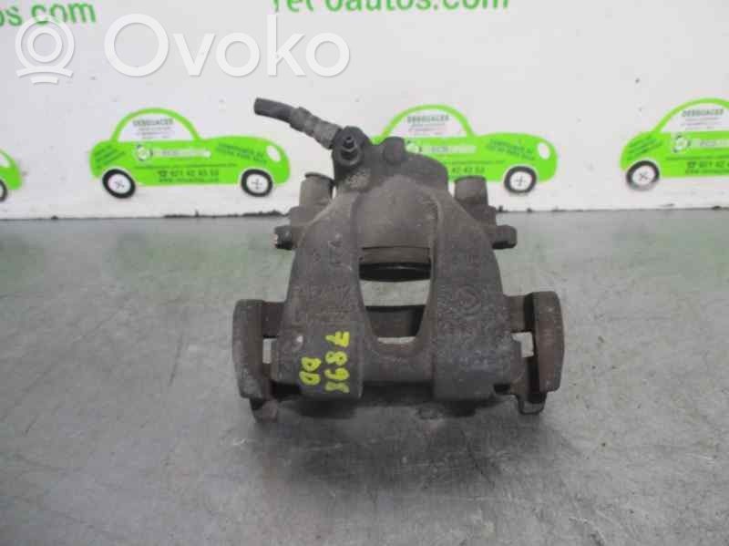 Fiat Punto (188) Zacisk hamulcowy przedni 
