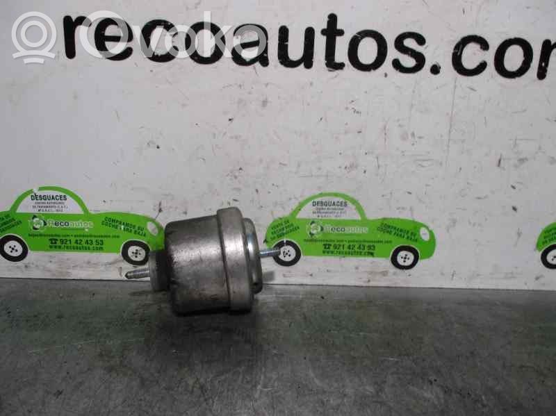 Opel Vectra B Engine mount bracket 