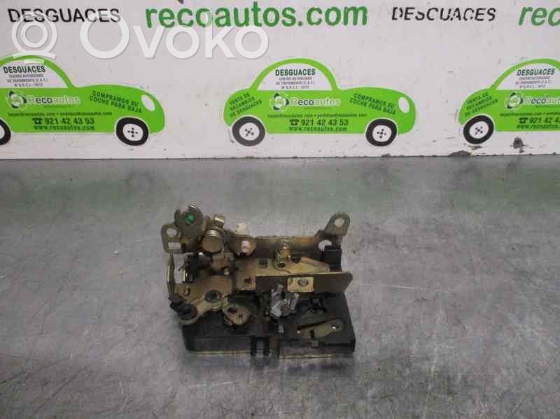 Renault Master II Front door lock 