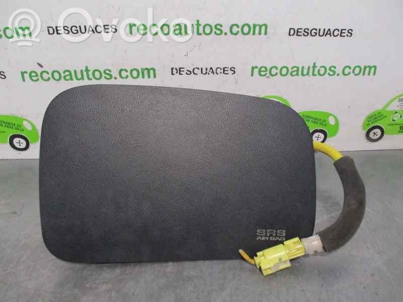 KIA Carens I Airbag lateral