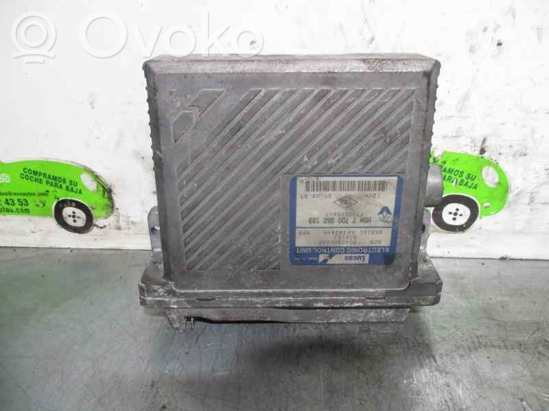 Renault Megane I Unitate/modul de control motor 