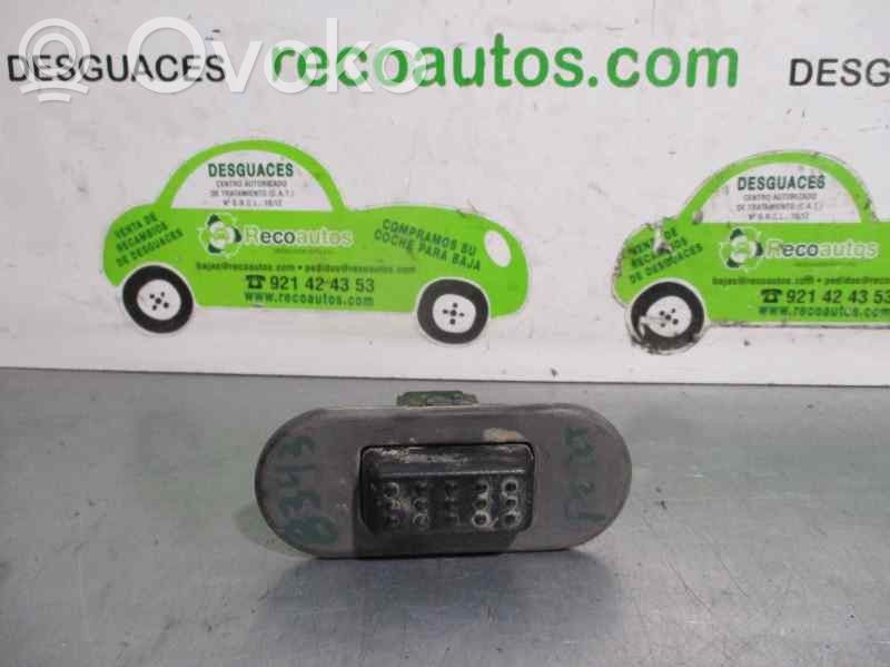 Hyundai Santa Fe Manecilla externa puerta trasera