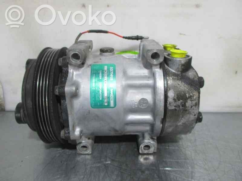 Renault Twingo I Klimakompressor Pumpe 