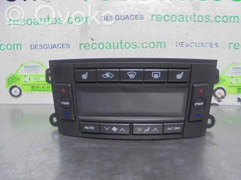 Cadillac SRX Climate control unit 