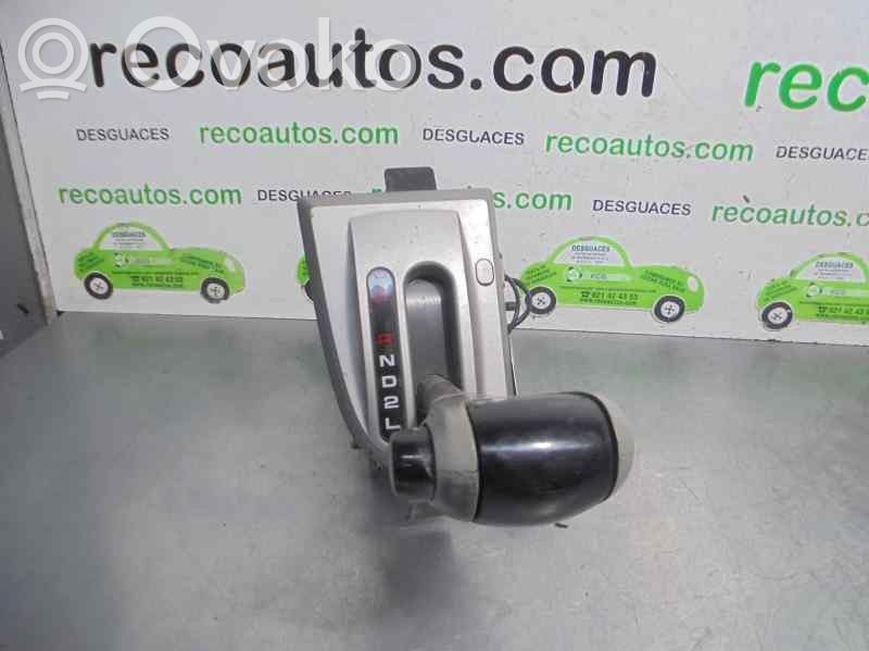 KIA Carnival Palanca de cambios 