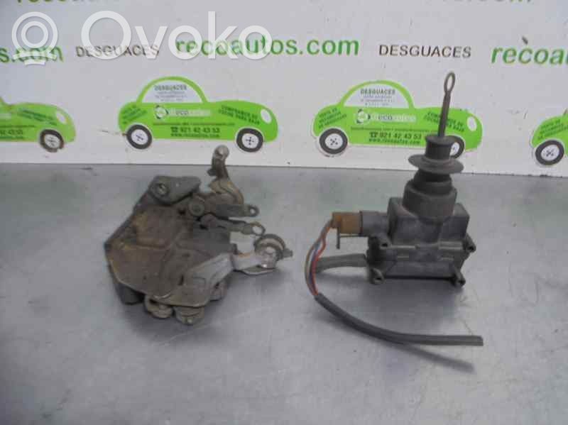 Mercedes-Benz E W210 Front door lock 