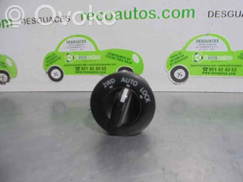 Nissan X-Trail T30 Interruptor de control del panel de luces 