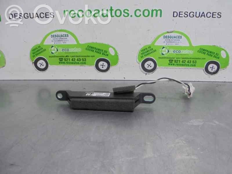 Mazda 5 Radio antenna 