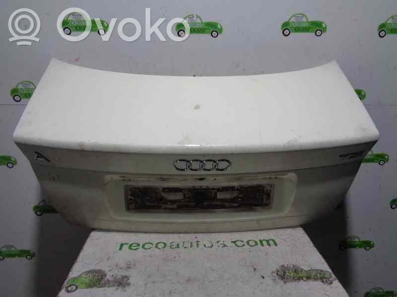 Audi A4 S4 B5 8D Puerta del maletero/compartimento de carga 