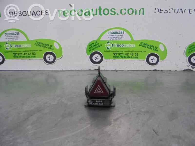 Mercedes-Benz B W245 Comutator lumini pericol 