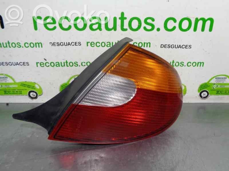 Chrysler Neon I Lampa tylna 