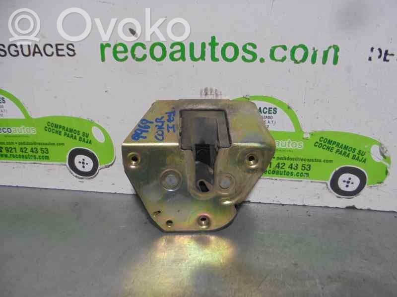 Citroen Berlingo Takaoven lukko 
