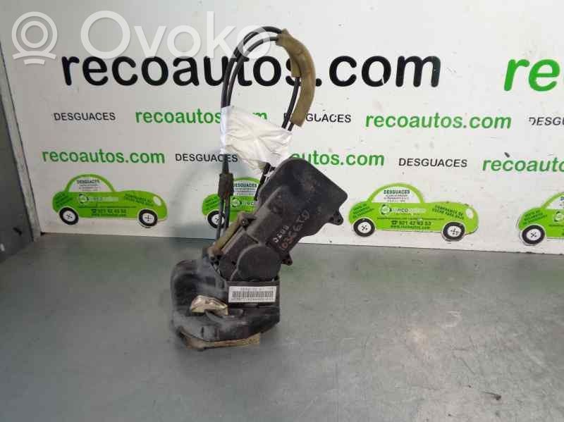 Mazda 2 Cerradura de puerta trasera 