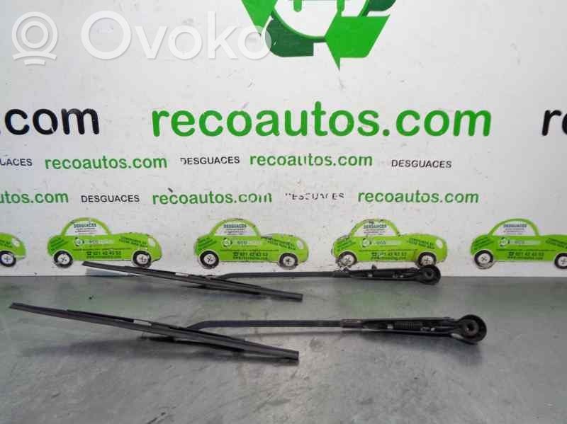 Opel Corsa A Front wiper blade arm 