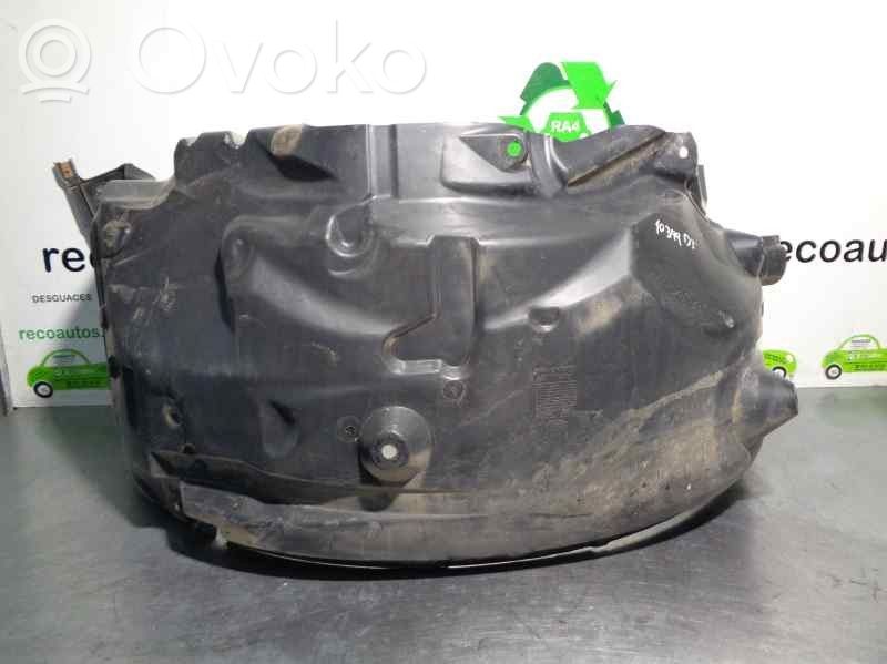 Land Rover Range Rover Sport L320 Revestimientos de la aleta antisalpicaduras delanteros 