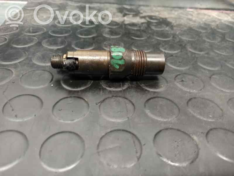 Ford Mondeo MK II Injector combustibil 
