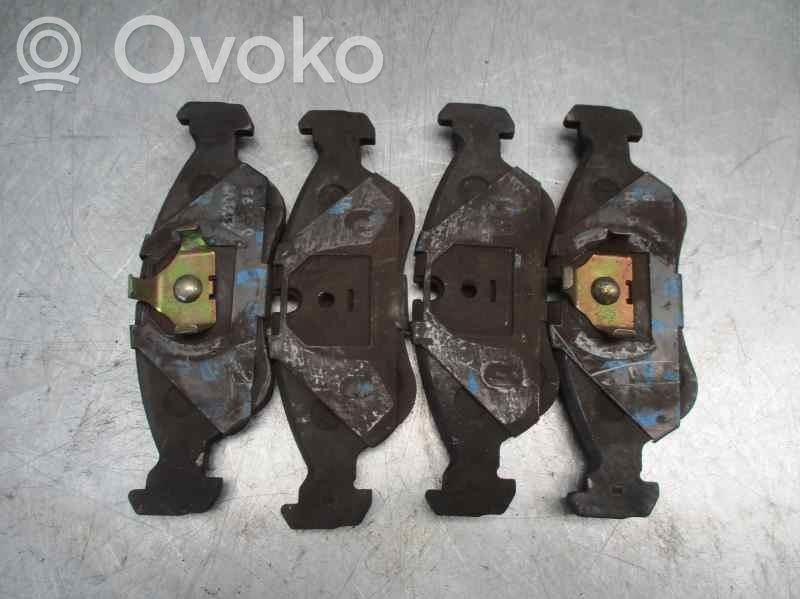 Opel Vectra B Тормозные колодки (передние) 