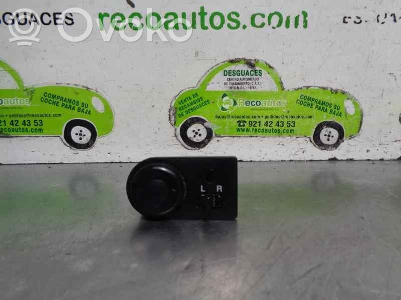 Chevrolet Aveo Wing mirror switch 