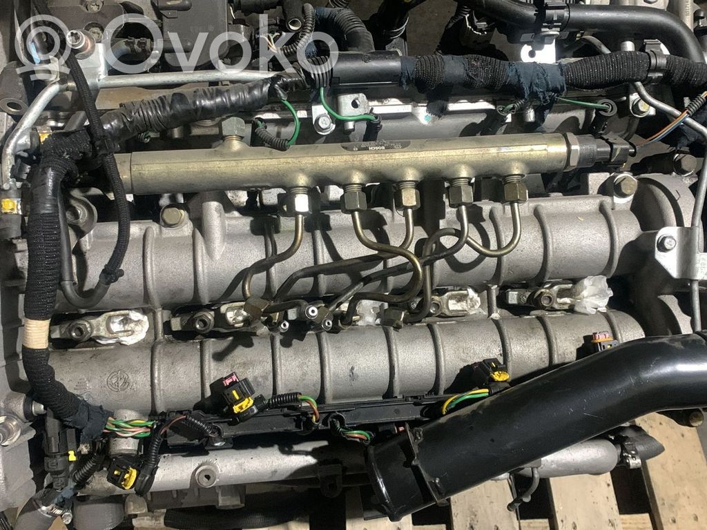 Lancia Thesis Engine 
