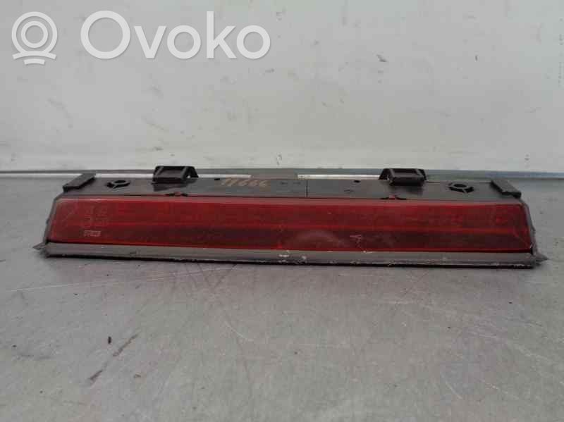 Trzecie światło stop   0046743133