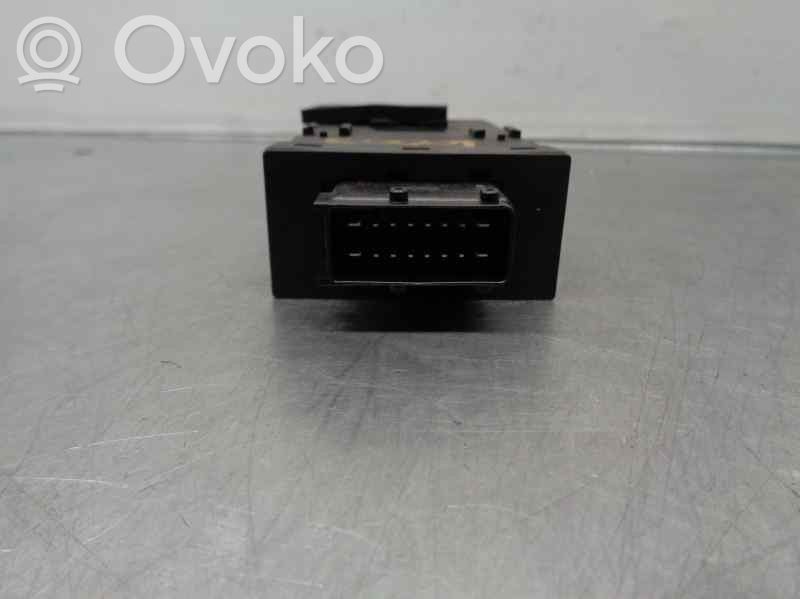 Peugeot 1007 Multifunctional control switch/knob 