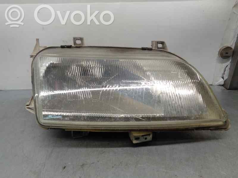 Volkswagen Sharan Lampa przednia 