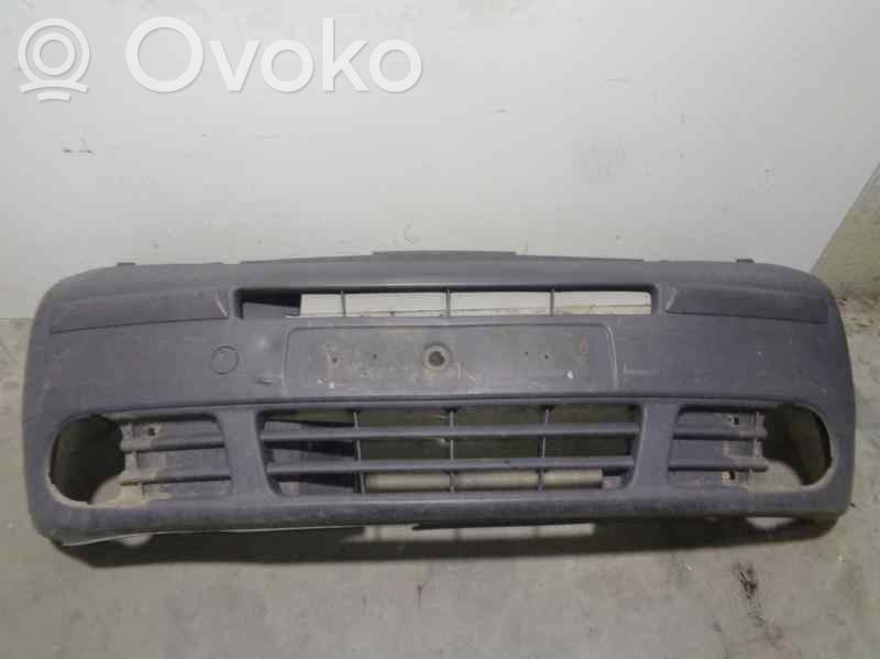 Renault Trafic I Parachoques delantero 