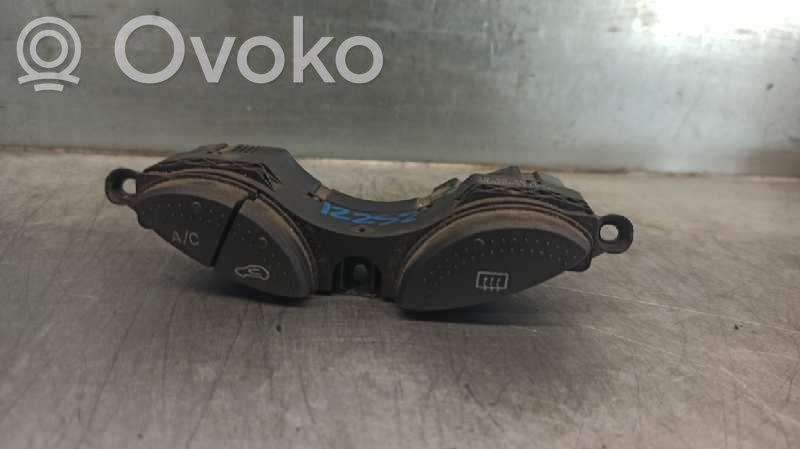 Air conditioner control unit module   YS4T19A945BA