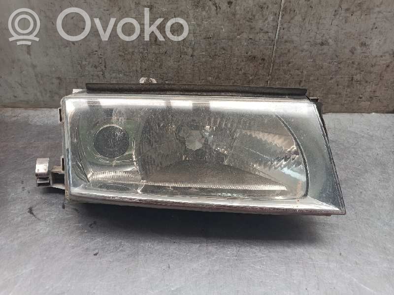 Skoda Octavia Mk1 (1U) Передняя фара 