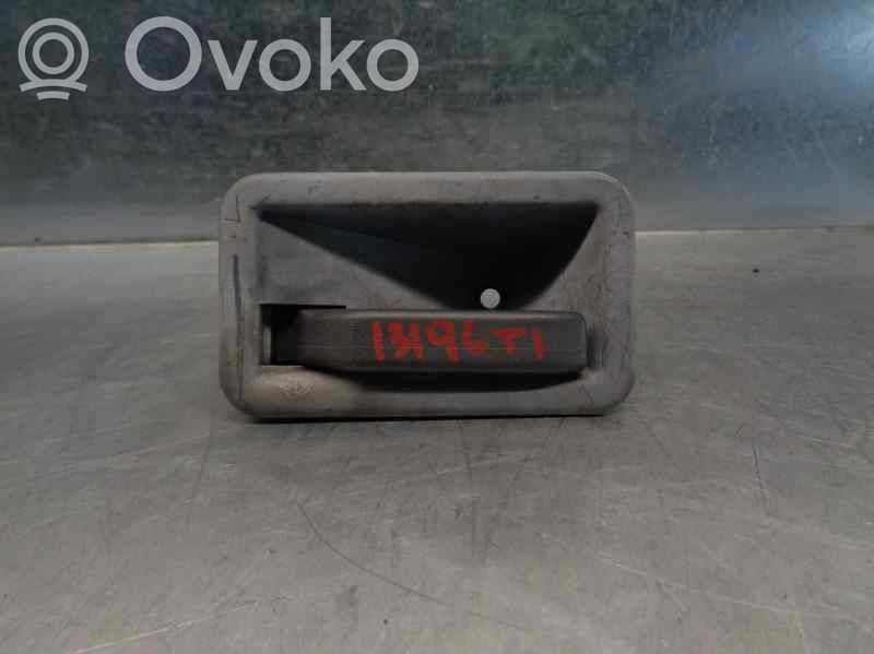 Renault Clio I Rear door interior handle 