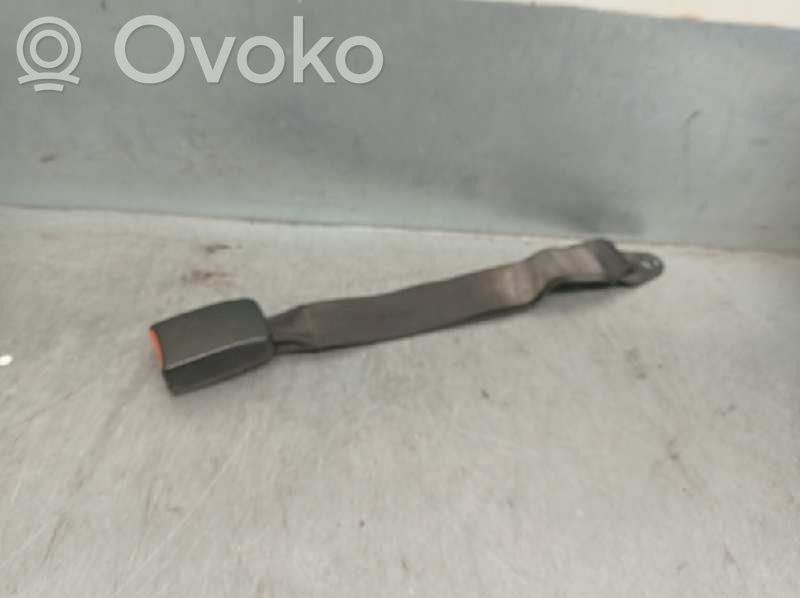 Nissan Serena Klamra tylnego pasa bezpieczeństwa