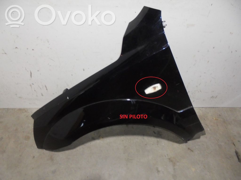 KIA Sorento Крыло 