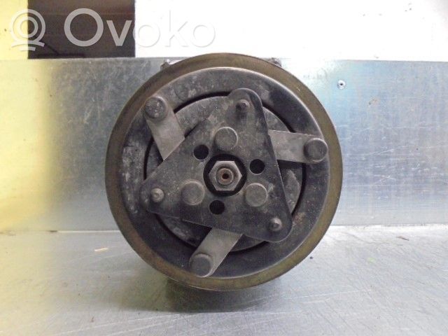 Ilmastointilaitteen kompressorin pumppu (A/C)   1438,SANDEN