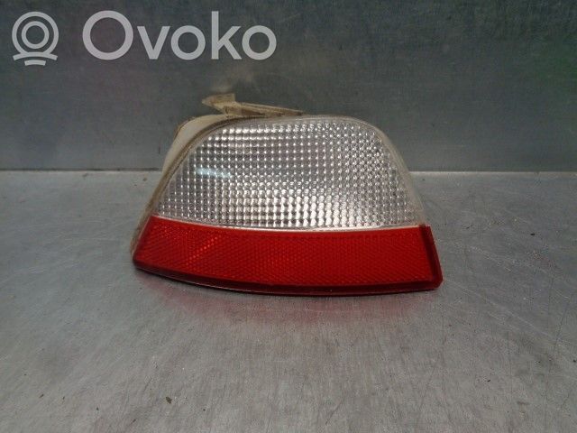 Peruutusvalo   5M5115K272AA,5PUERTAS