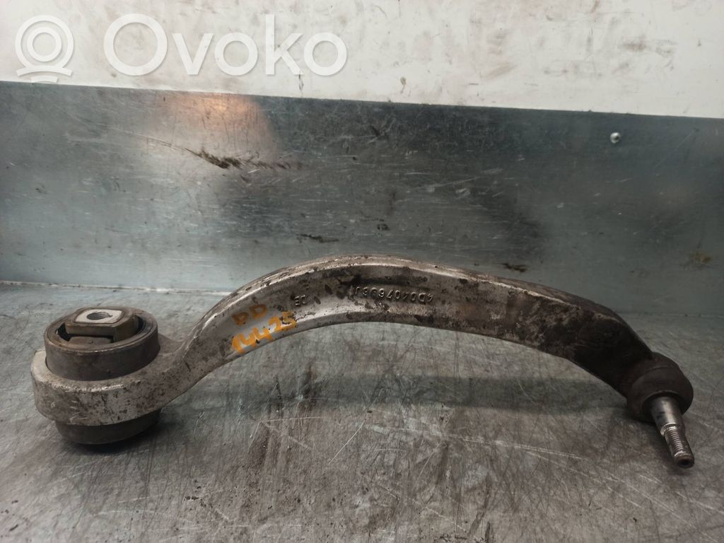 Etutukivarsi   4D0407696J