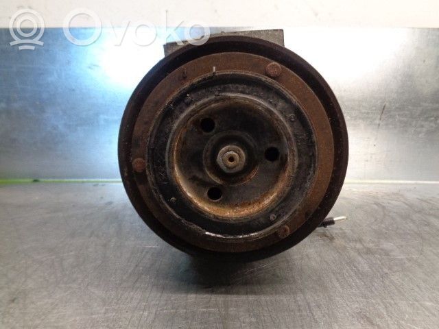 Renault Laguna I Compressore aria condizionata (A/C) (pompa) 