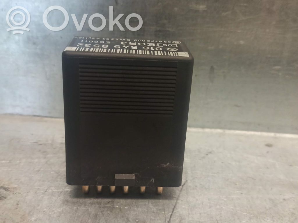 Mercedes-Benz E W124 Fuse module 