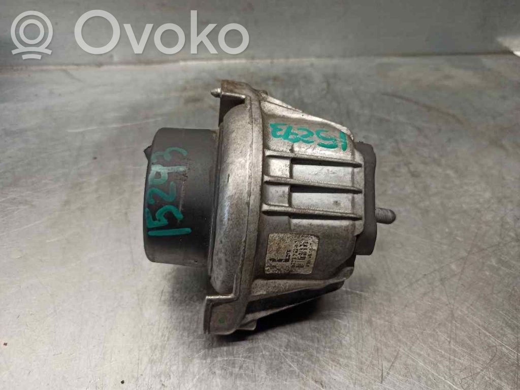 BMW 1 E81 E87 Engine mount bracket 