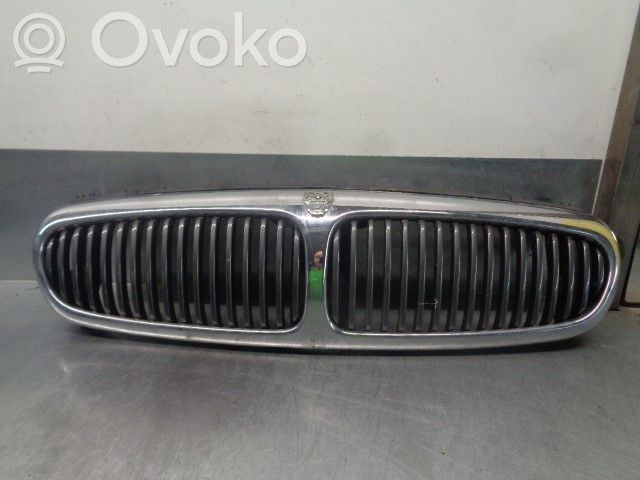 Jaguar X-Type Etusäleikkö 