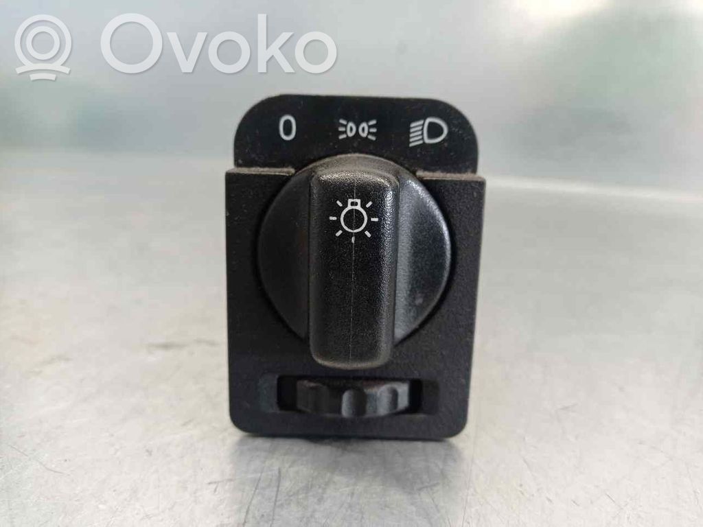 Interruptor de control del panel de luces   90481764,90481763