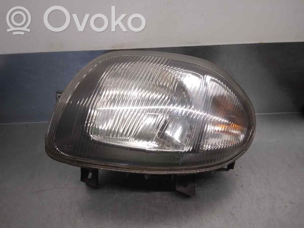 Renault Clio II Scheinwerfer 