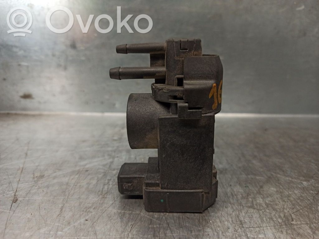 Toissijainen ilmapumppu   EV526,EV526