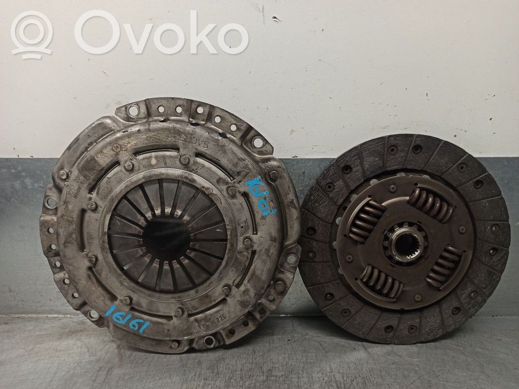 Volvo 740 Sankabos komplektas 