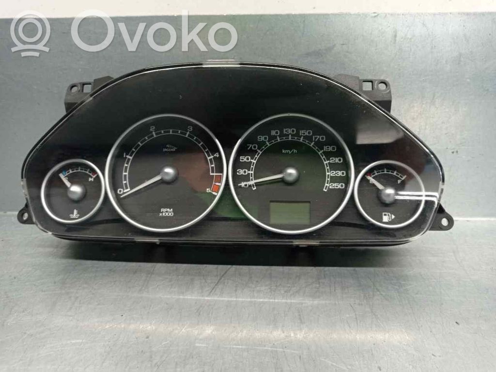 Jaguar X-Type Speedometer (instrument cluster) 