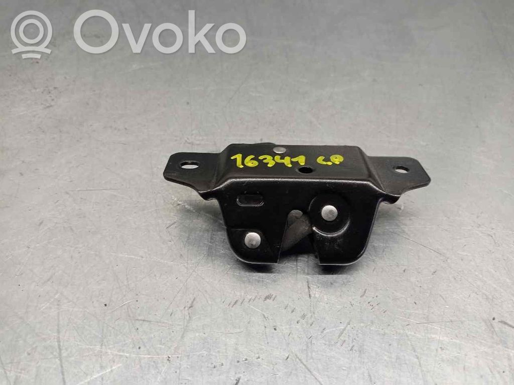 Peugeot 406 Tailgate lock latch 