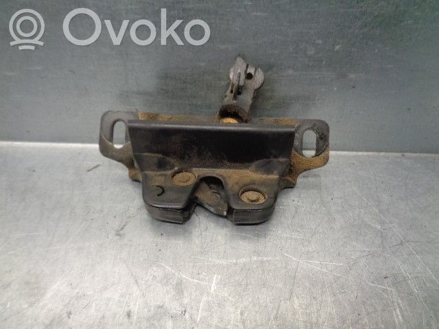 Peugeot 306 замок задево бортовой 