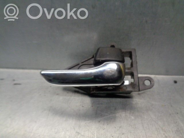 Toyota Avensis T220 Maniglia interna per portiera anteriore 