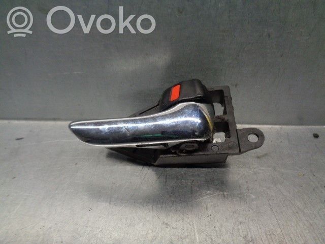 Toyota Avensis T220 Maniglia interna per portiera posteriore 