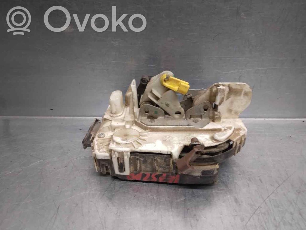Jeep Compass Front door lock 