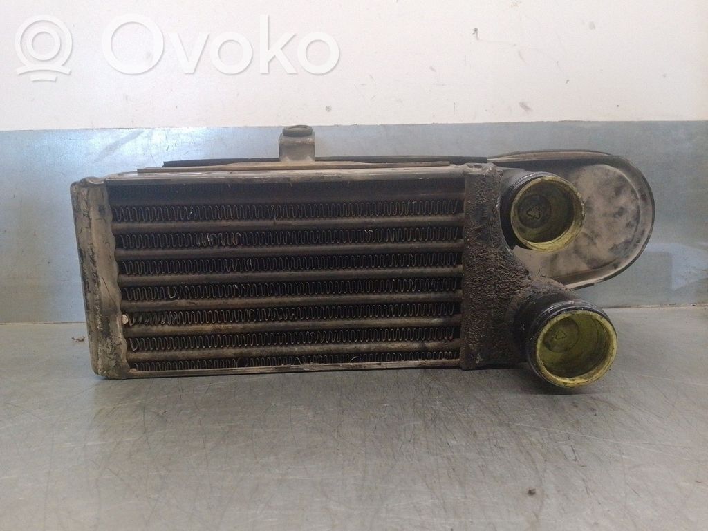Jeep Cherokee XJ Starpdzesētāja radiators 